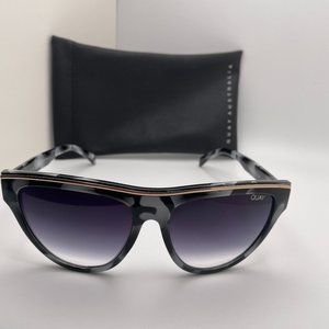 Quay FLIGHT RISK Brow Bar Sunglasses